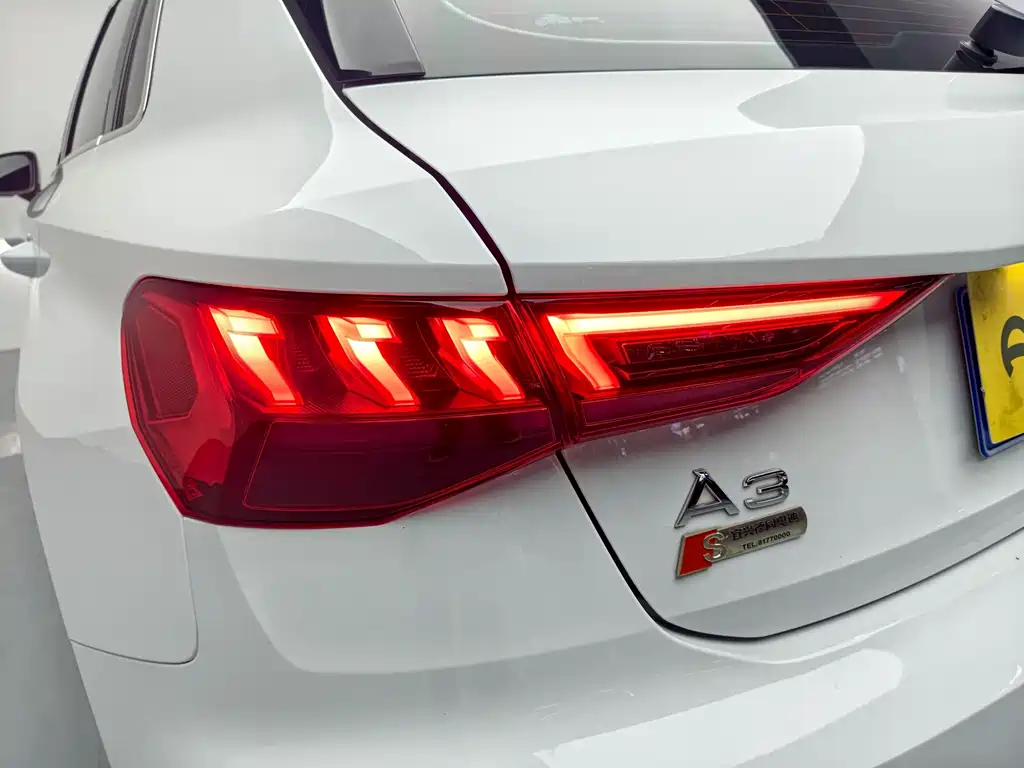 Audi A3 2021 — фото 20