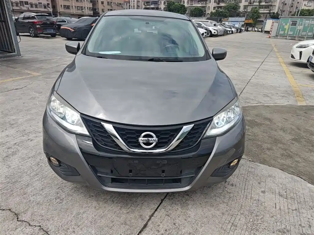 Nissan Tiida 2018 — фото 3