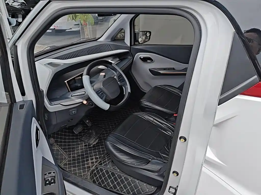 Wuling Nano EV 2022 — фото 15