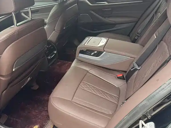 BMW 5 Series 2024