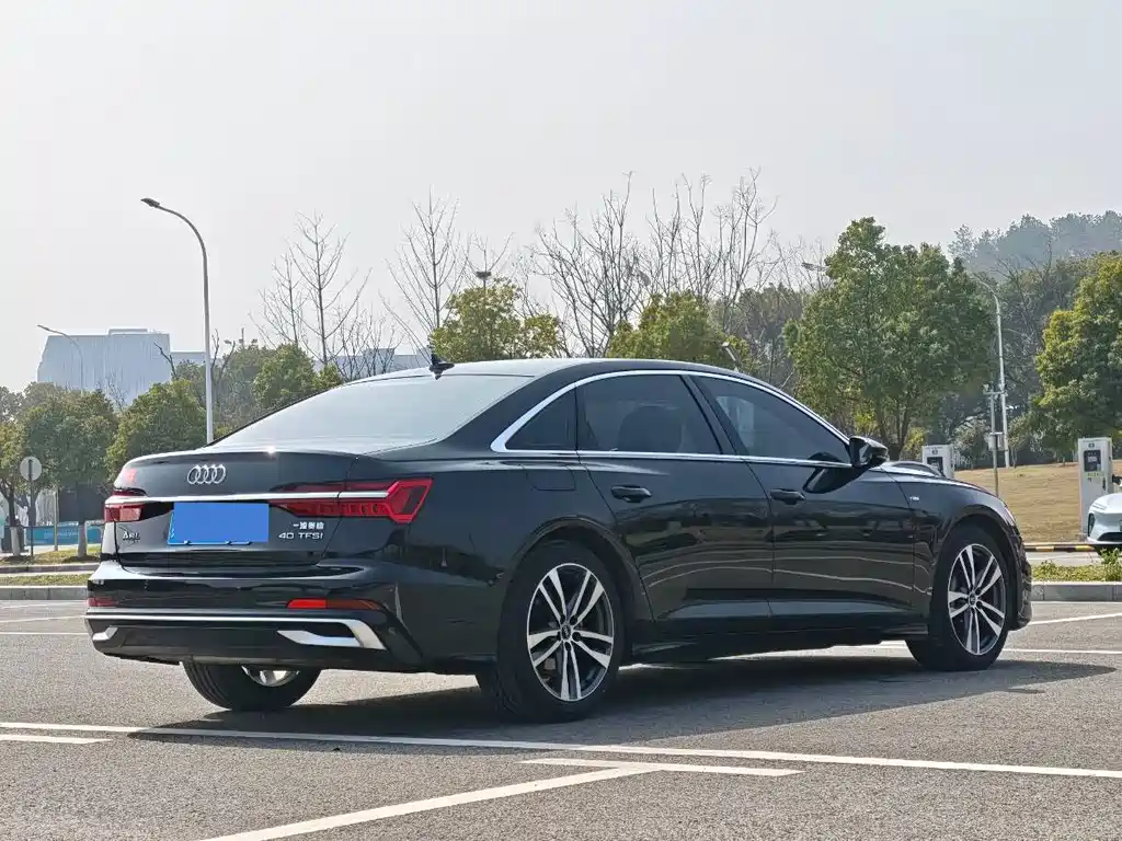 Audi A6L 2024 — фото 6