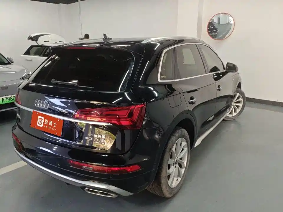 Audi Q5L 2022 — фото 9