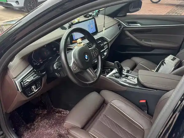 BMW 5 Series 2024