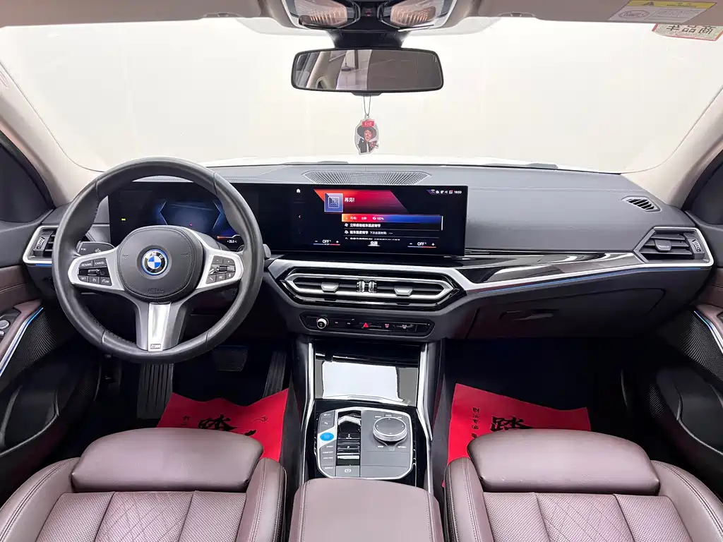BMW i3 2022 — фото 20