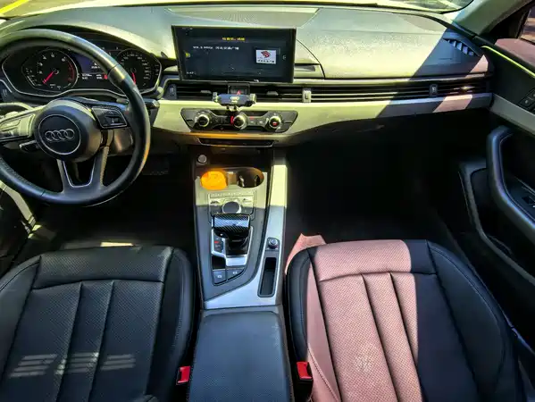 Audi A4L 2018