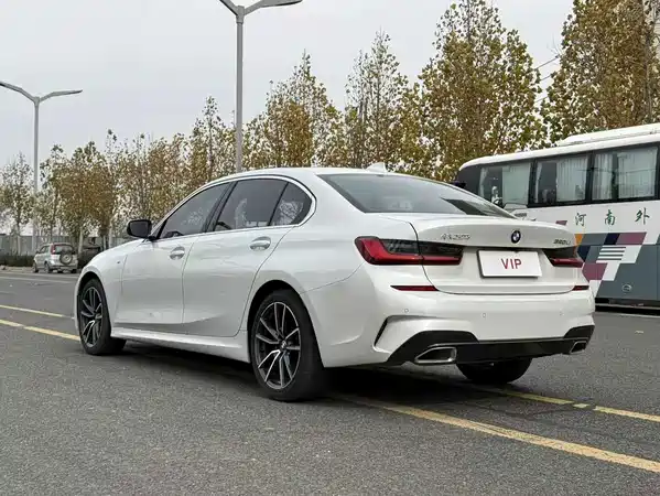 BMW 3 Series 2021