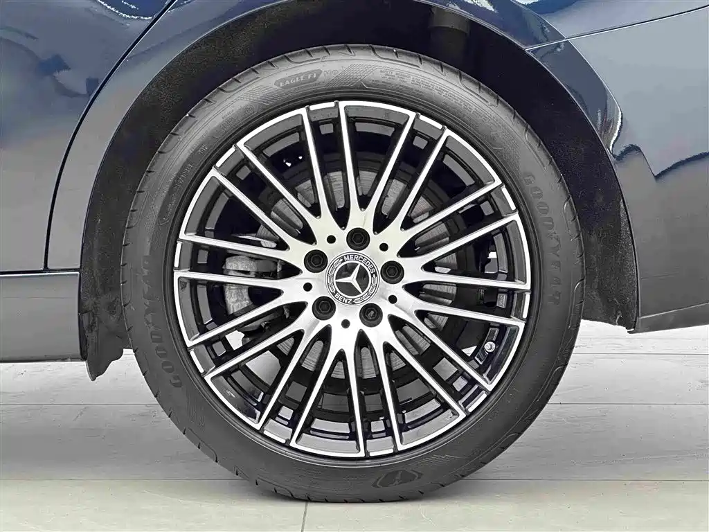 Mercedes-Benz C-Class 2022 — фото 17