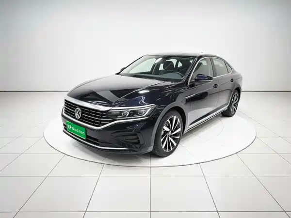 Volkswagen Passat 2022