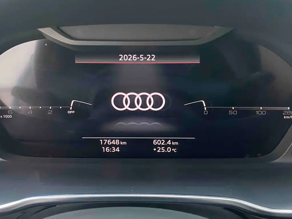 Audi Q3 2022 — фото 13