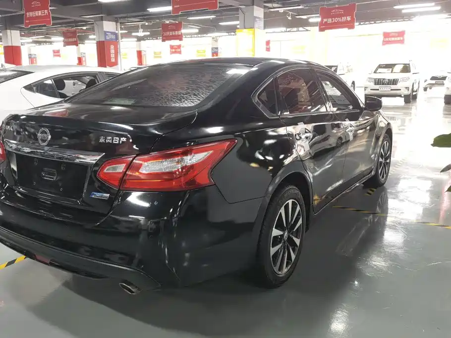 Nissan Teana 2018