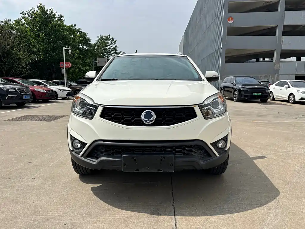 SsangYong Korando 2015 — фото 2