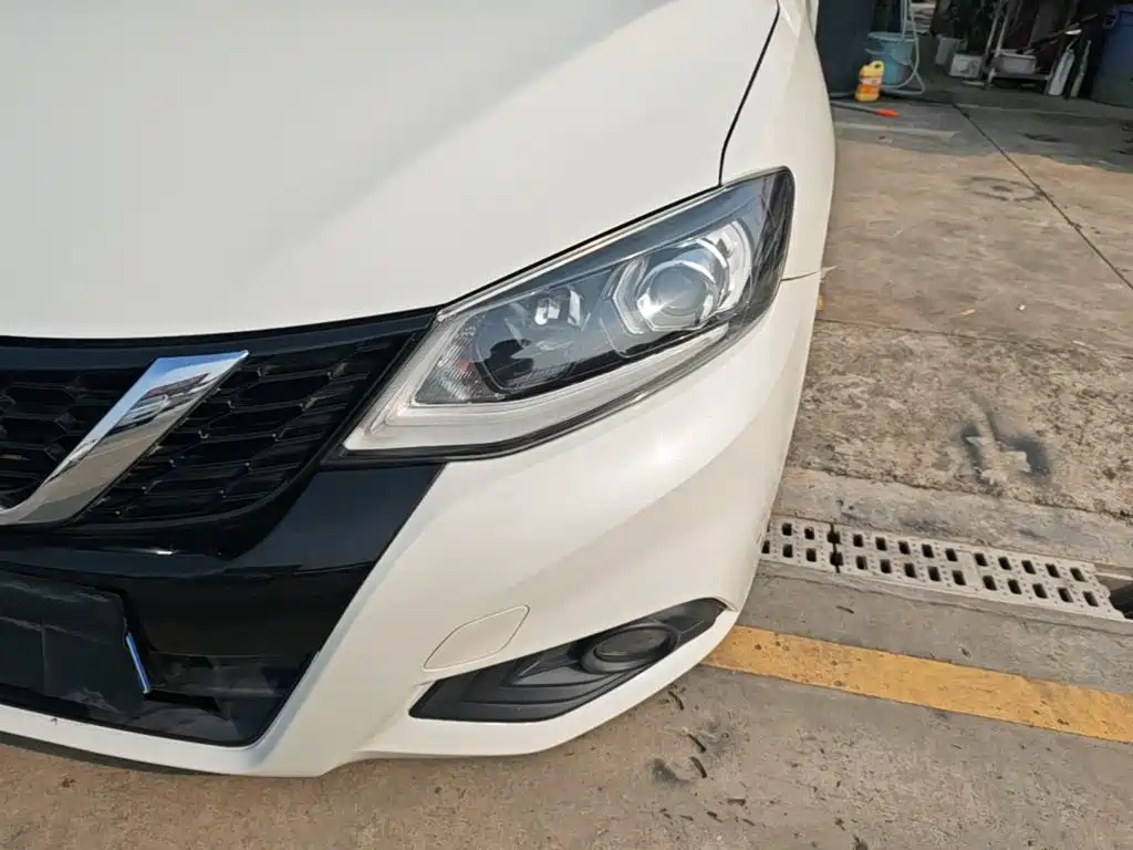 Nissan Tiida 2019 — фото 24