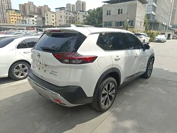 Nissan X-Trail 2024
