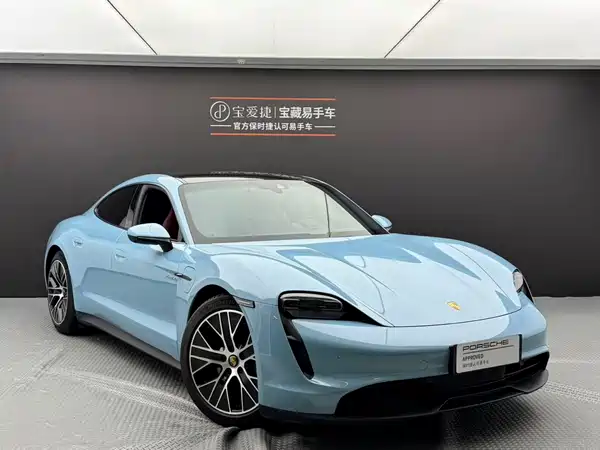 Porsche Taycan 2024