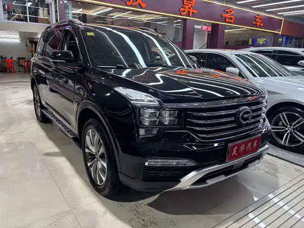 GAC Trumpchi GS8 2017