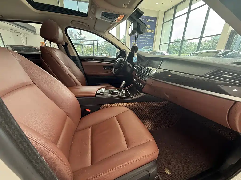 BMW 5 Series 2016