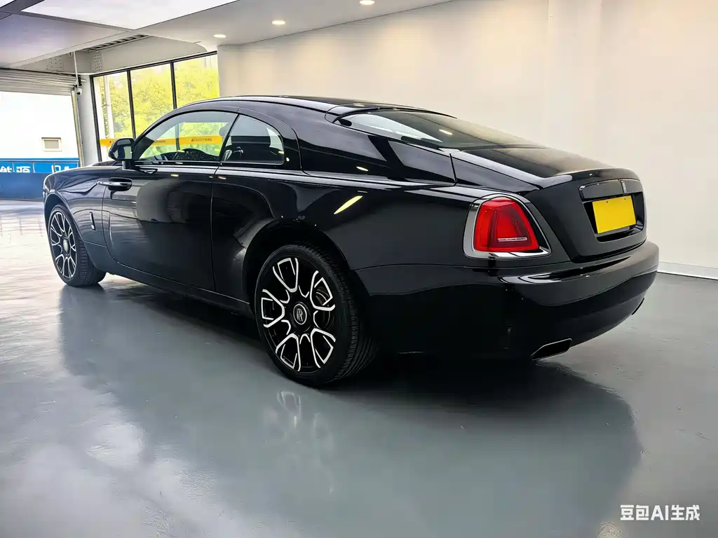 Rolls-Royce Wraith 2014 — фото 13