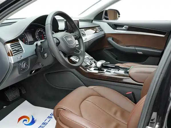Audi A8 2013