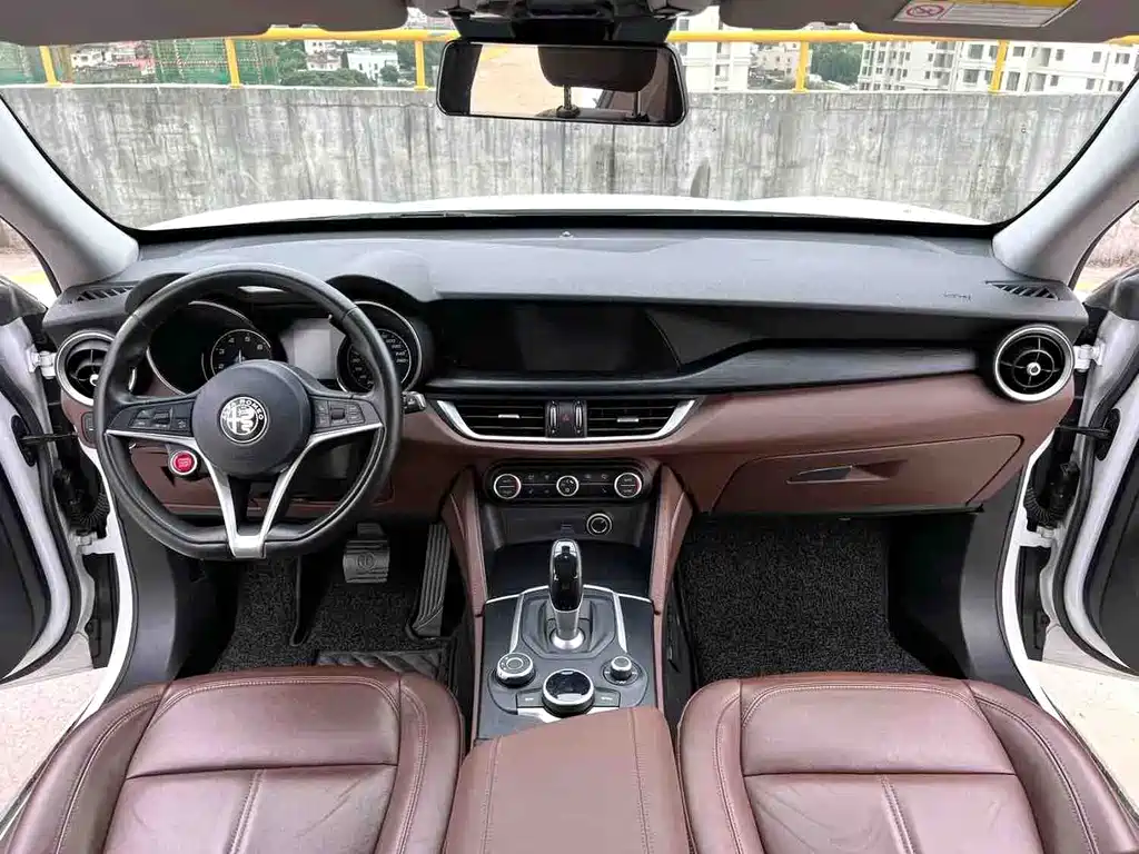 Alfa Romeo Stelvio 2019 — фото 7