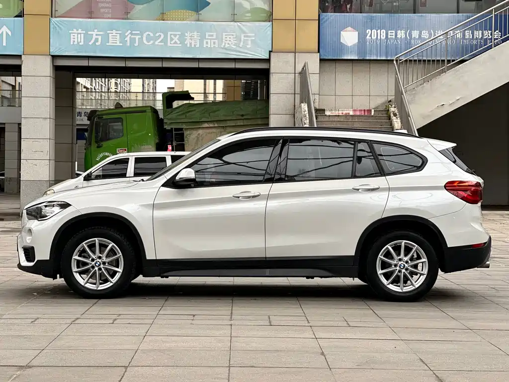 BMW X1 2018 — фото 6
