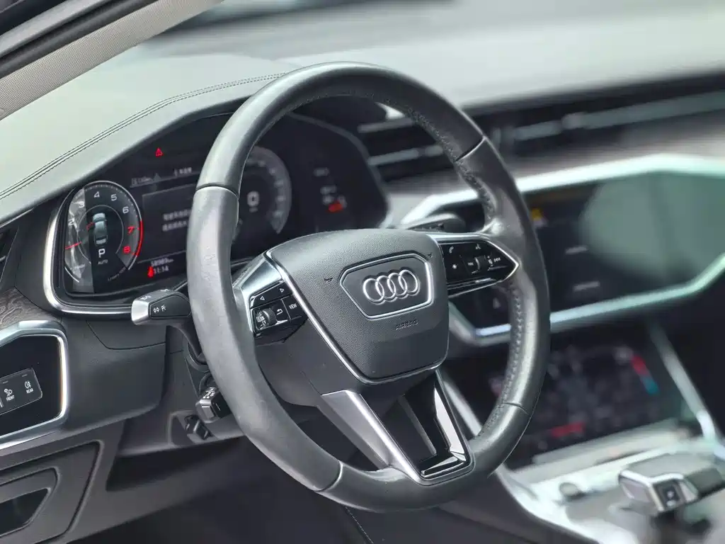 Audi A6L 2021