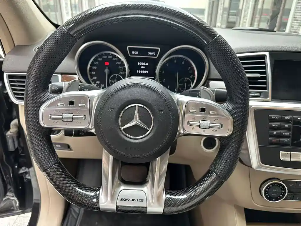 Mercedes-Benz M-Class 2012 — фото 13