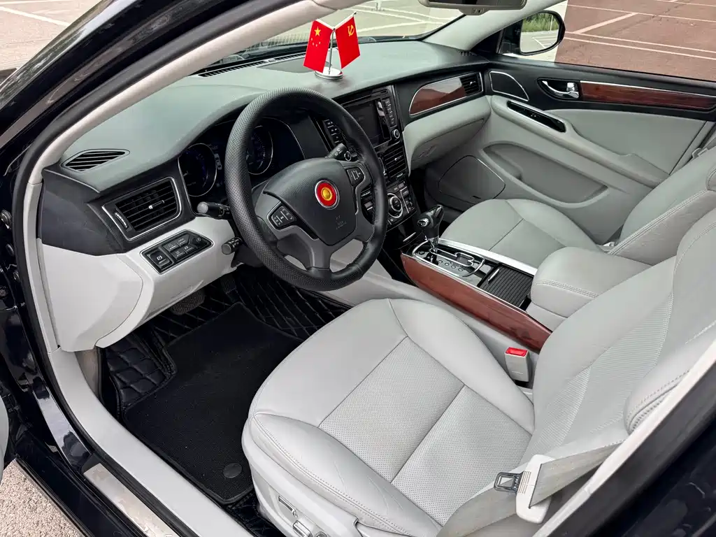 Hongqi H7 2014 — фото 10
