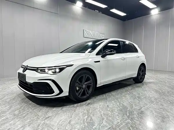 Volkswagen Golf 2023