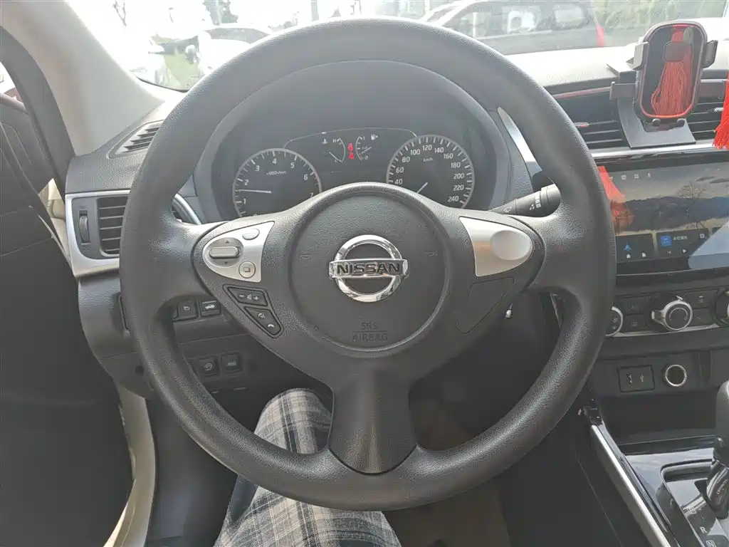 Nissan Sylphy 2021 — фото 11