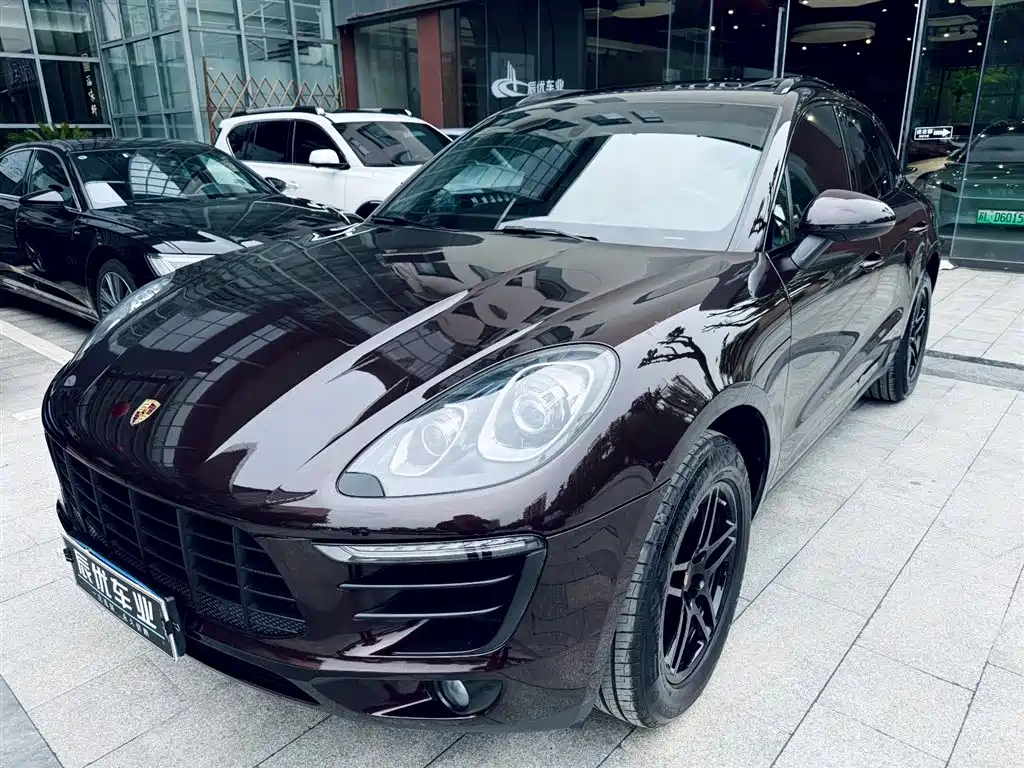 Porsche Macan 2016 — фото 1