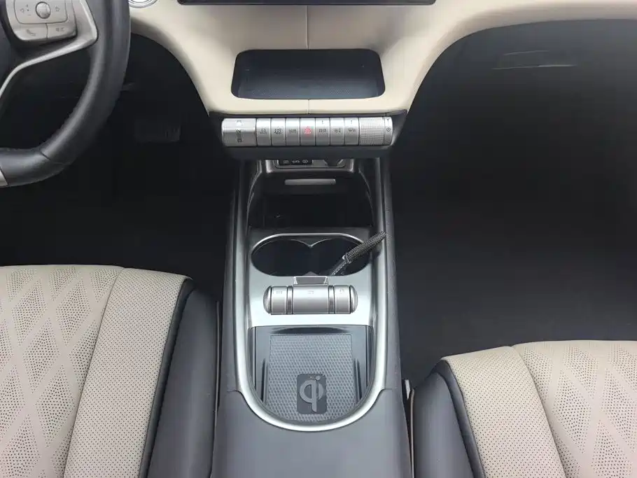 BYD Dolphin 2023 — фото 16