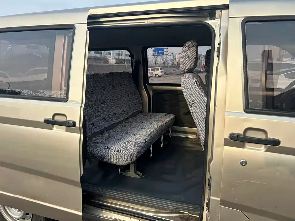 Wuling Rongguang 2019 — фото 10