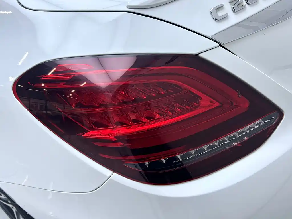 Mercedes-Benz C-Class 2020 — фото 17