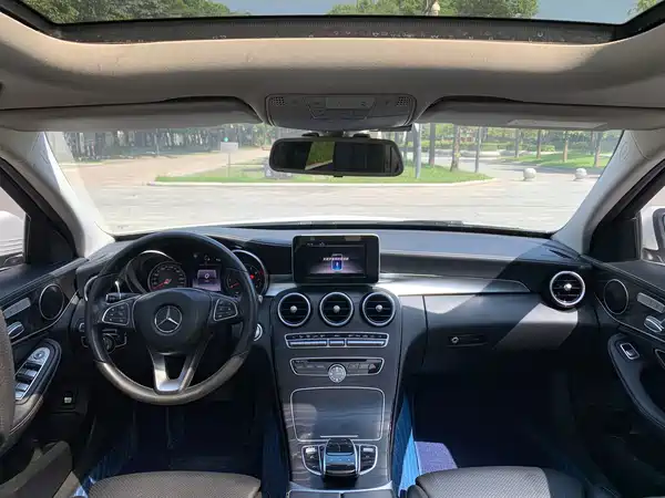 Mercedes-Benz C-Class 2018