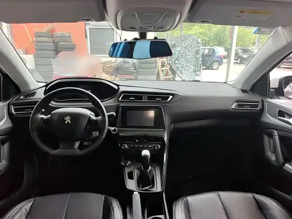 Peugeot 308 2017