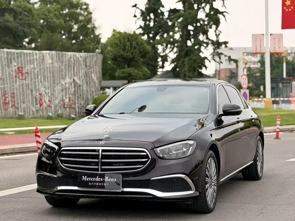 Mercedes-Benz E-Class 2021