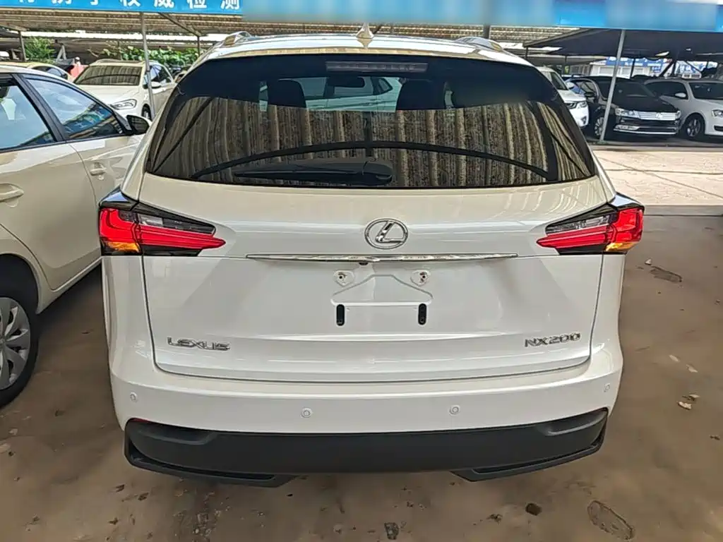 Lexus NX 2015