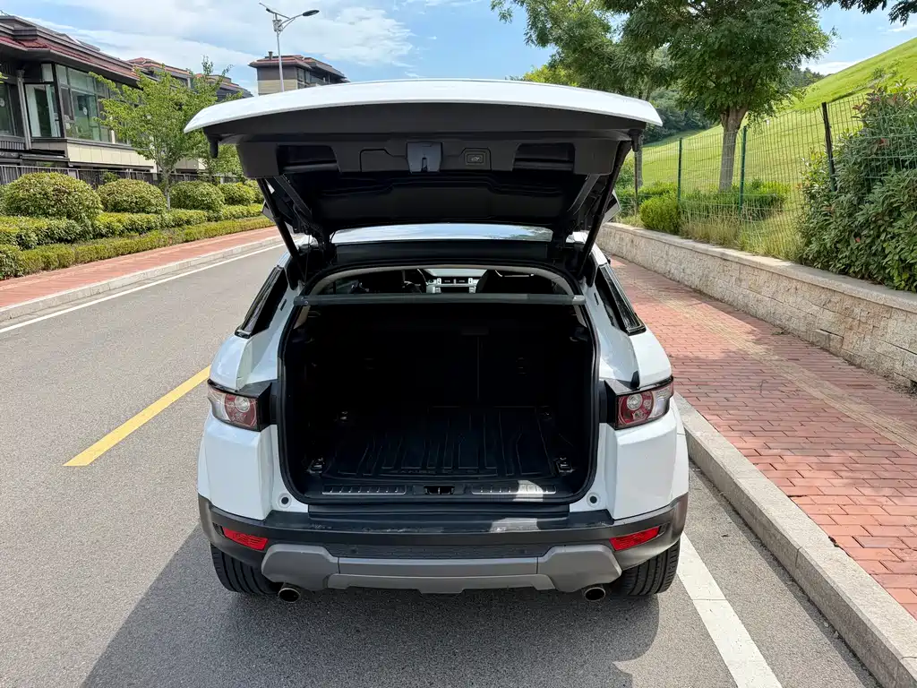 Land Rover Evoque 2013 — фото 11