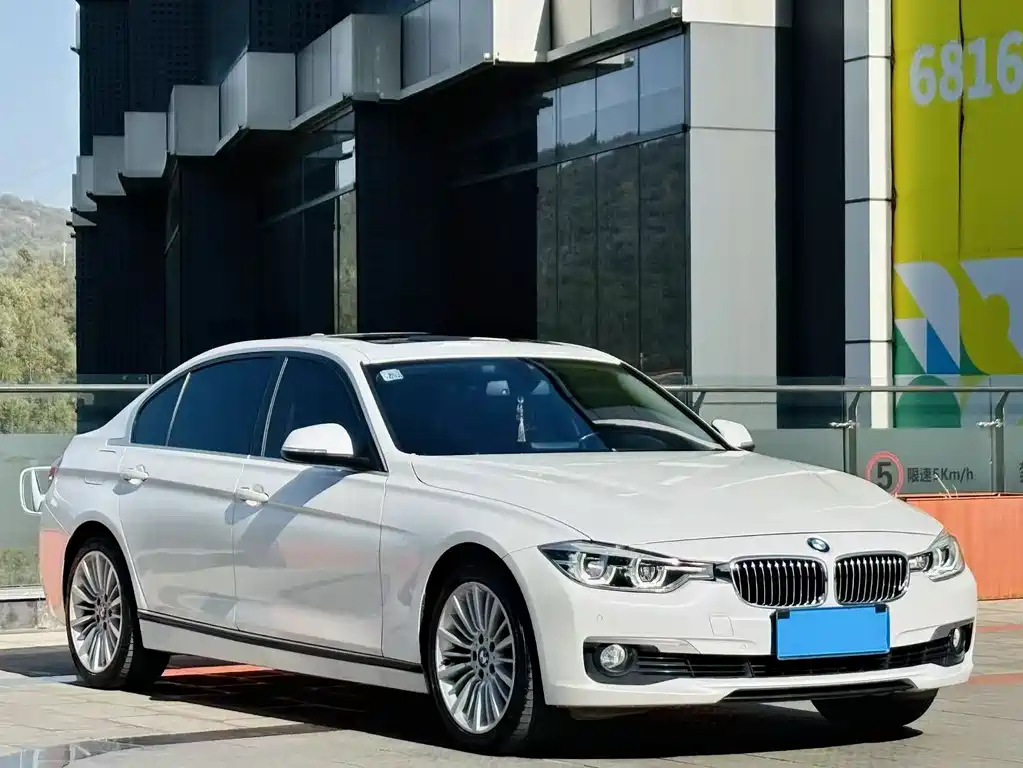 BMW 3 Series 2018 — фото 3