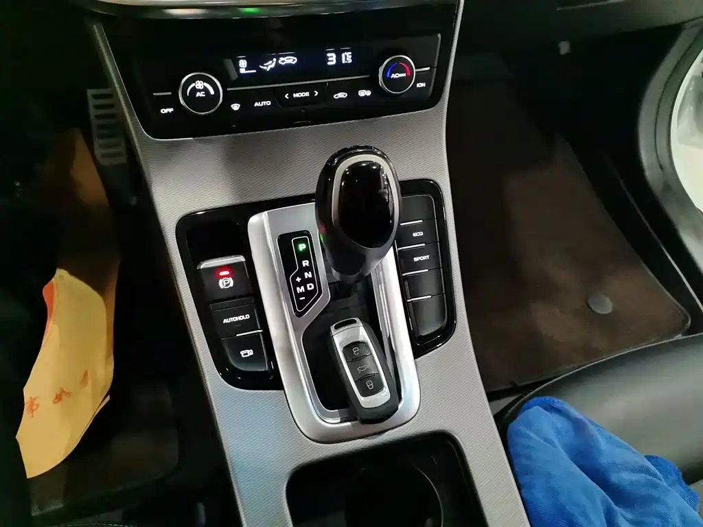 Geely Emgrand GS 2019 — фото 14