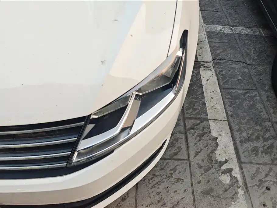 Volkswagen Lavida 2016