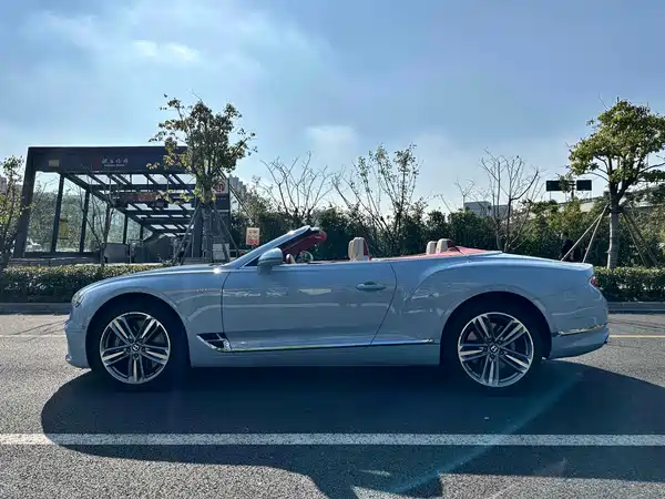 Bentley Continental 2022