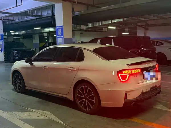 Lynk & Co 03 2019