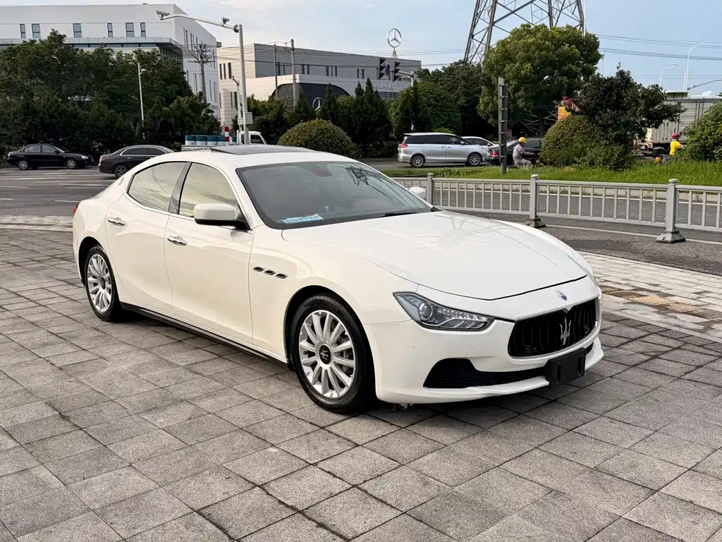 Maserati Ghibli 2015 — фото 3