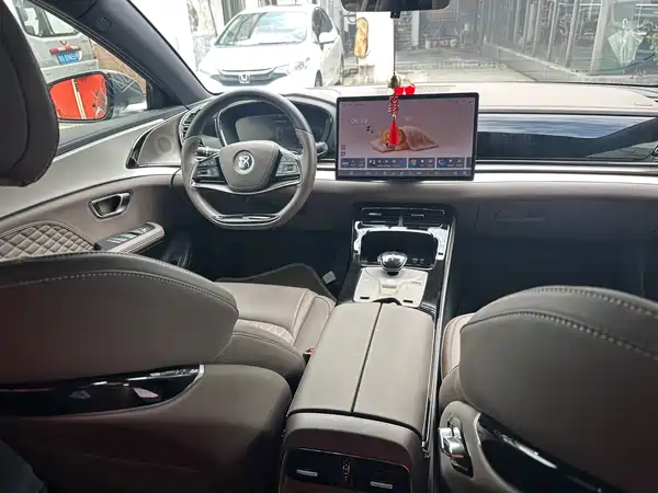 BYD Han 2024