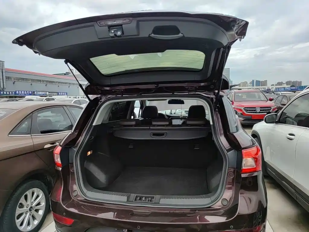 GAC Trumpchi GS4 2017 — фото 19