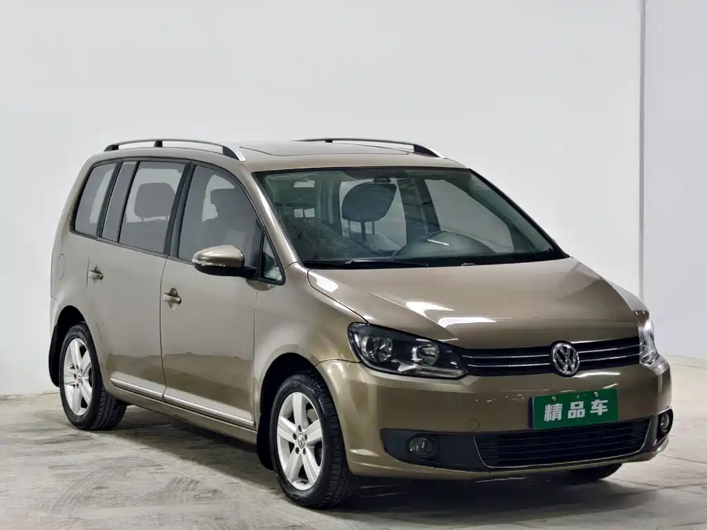 Volkswagen Touran 2015 — фото 3