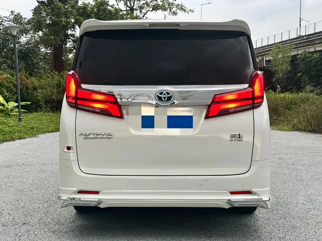 Toyota Alphard 2020 — фото 5