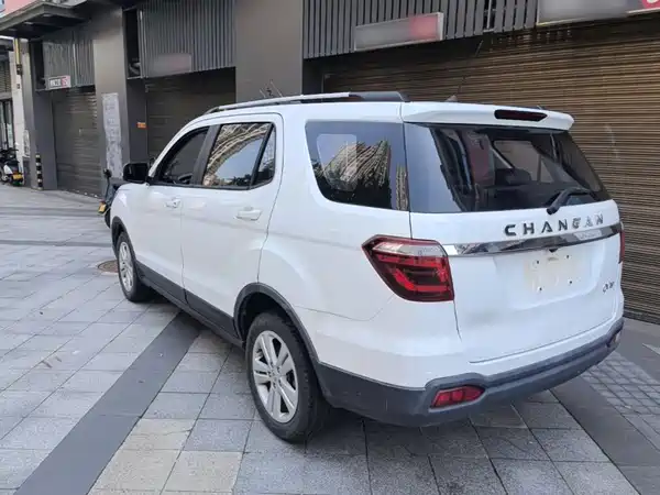 Changan Auchan CX70 2017