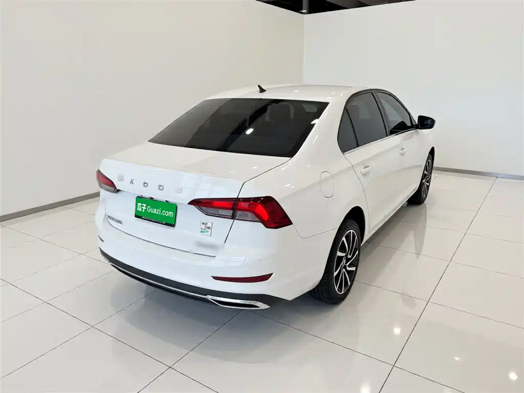 Skoda Rapid 2020 — фото 5